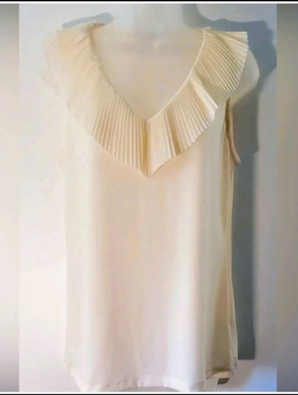 Chic Cream Ruffled Tank Top